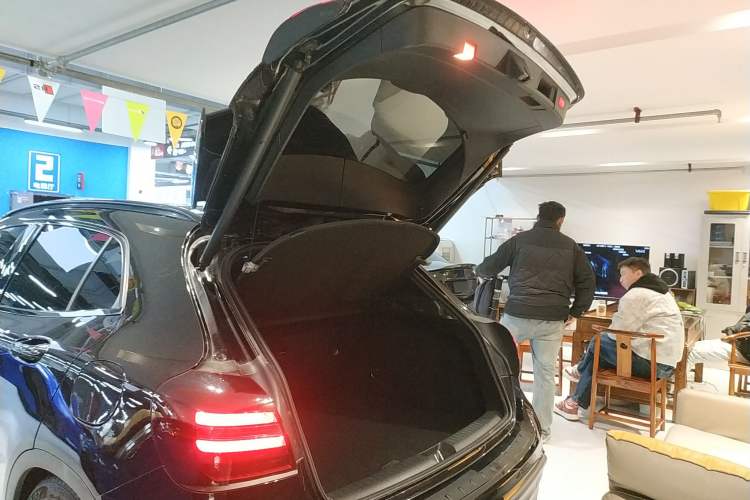 Used Mercedes-Benz GLA AMG 2017 AMG GLA 45 4MATIC Night Thunder Limited Edition Trunk