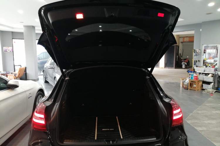 Used Mercedes-Benz GLA AMG 2017 Facelifted AMG GLA 45 4MATIC Trunk