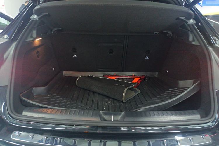Used Mercedes-Benz GLA AMG 2017 Facelifted AMG GLA 45 4MATIC Trunk
