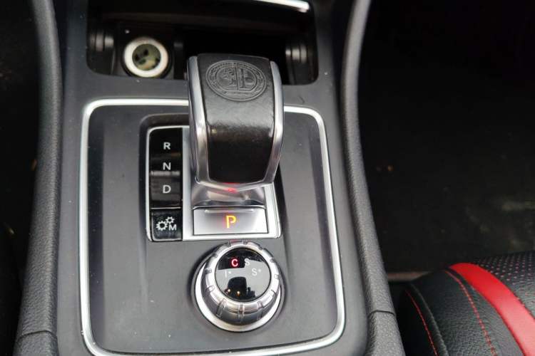 Used Mercedes-Benz GLA AMG 2017 Facelifted AMG GLA 45 4MATIC Gear Lever