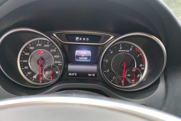 Used Mercedes-Benz GLA AMG 2017 Facelifted AMG GLA 45 4MATIC Odometer Close Up