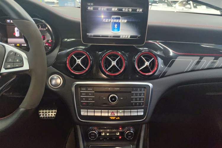 Used Mercedes-Benz GLA AMG 2017 Facelifted AMG GLA 45 4MATIC Audio And AC Panel