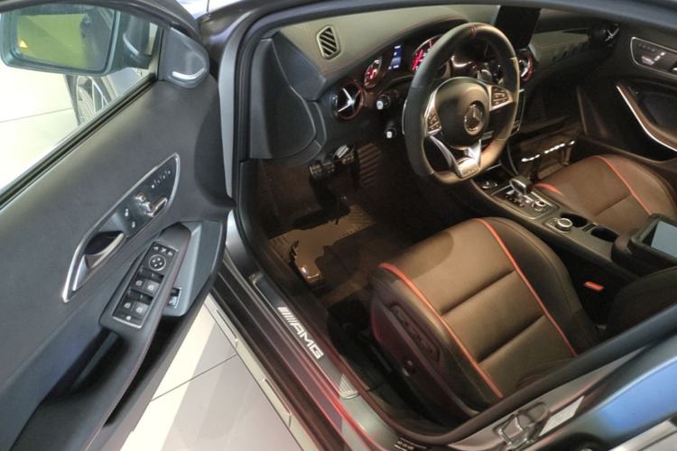 Used Mercedes-Benz GLA AMG 2017 Facelifted AMG GLA 45 4MATIC Driver Seat