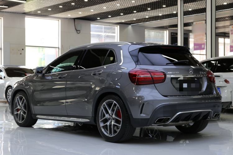 Used Mercedes-Benz GLA AMG 2017 Facelifted AMG GLA 45 4MATIC Exterior 3