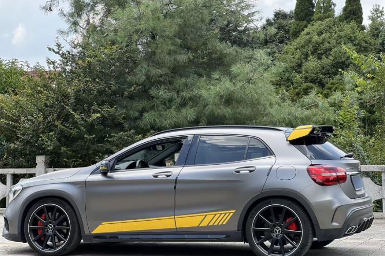 Used Mercedes-Benz GLA AMG 2017 Facelifted AMG GLA 45 4MATIC Exterior 3