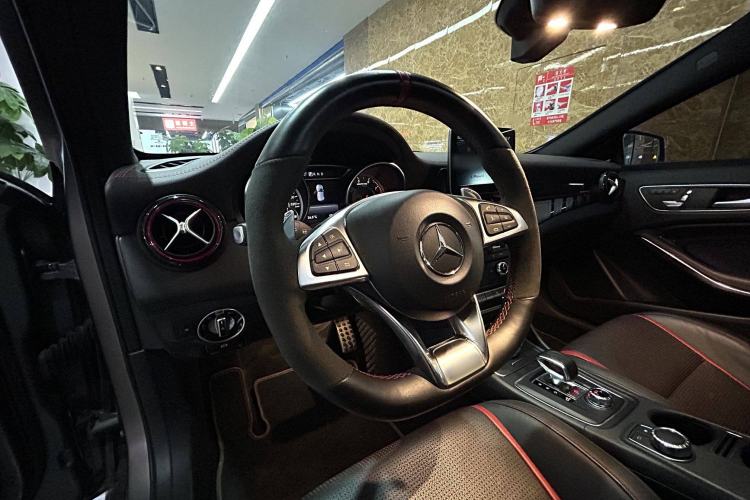 Used Mercedes-Benz GLA AMG 2017 Facelifted AMG GLA 45 4MATIC Interior 4