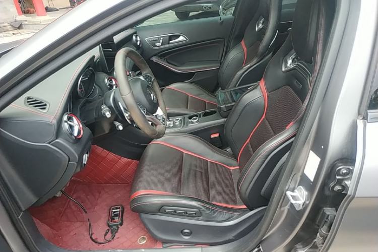 Used Mercedes-Benz GLA AMG 2017 Facelifted AMG GLA 45 4MATIC Left Front Seat