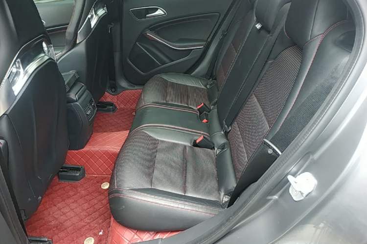 Used Mercedes-Benz GLA AMG 2017 Facelifted AMG GLA 45 4MATIC Left Rear Seat