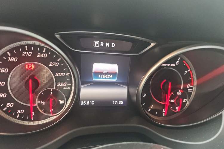 Used Mercedes-Benz GLA AMG 2017 Facelifted AMG GLA 45 4MATIC Odometer Close Up
