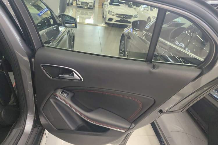 Used Mercedes-Benz GLA AMG 2017 Facelifted AMG GLA 45 4MATIC Right Rear Door Interior