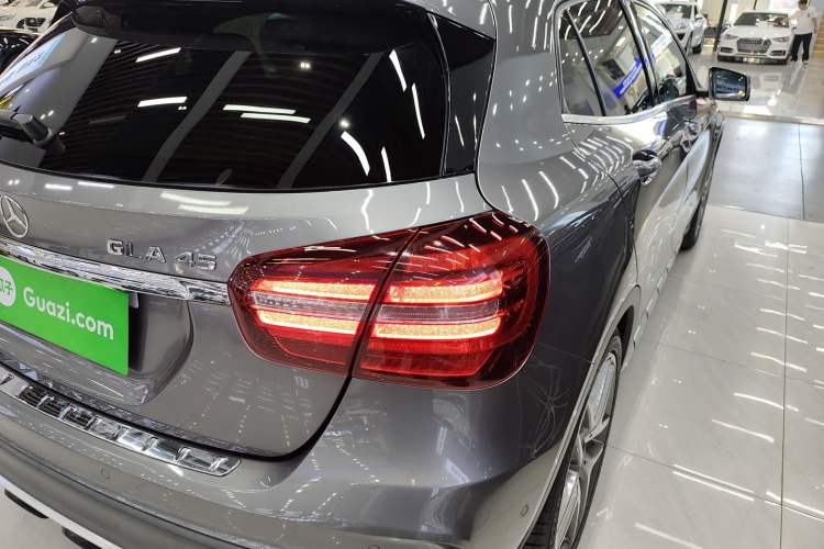 Used Mercedes-Benz GLA AMG 2017 Facelifted AMG GLA 45 4MATIC Right Rear Taillight