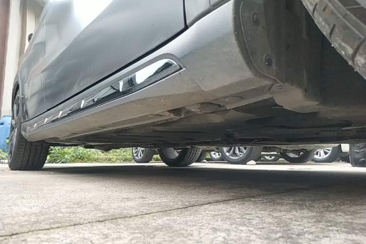 Used Mercedes-Benz GLA AMG 2017 Facelifted AMG GLA 45 4MATIC Right Side Sill