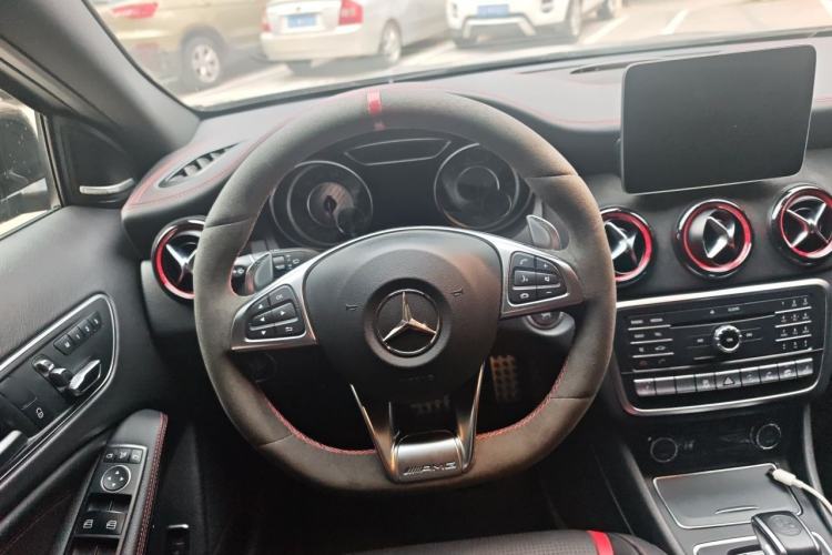 Used Mercedes-Benz GLA AMG 2017 Facelifted AMG GLA 45 4MATIC Steering Wheel
