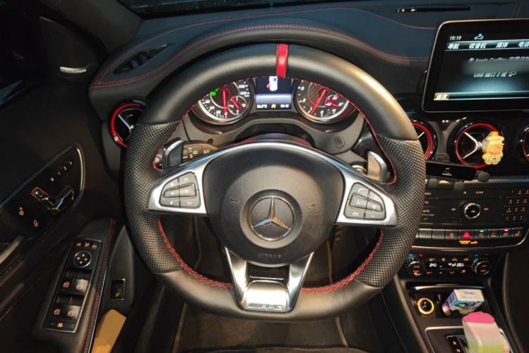 Used Mercedes-Benz GLA AMG 2017 Facelifted AMG GLA 45 4MATIC Steering Wheel