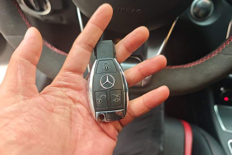 Used Mercedes-Benz GLA AMG 2017 Facelifted AMG GLA 45 4MATIC Vehicle Key