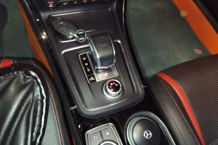 Used Mercedes-Benz GLA AMG 2017 Facelifted AMG GLA 45 4MATIC Gear Lever