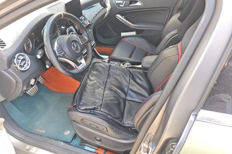 Used Mercedes-Benz GLA AMG 2017 Facelifted AMG GLA 45 4MATIC Left Front Seat