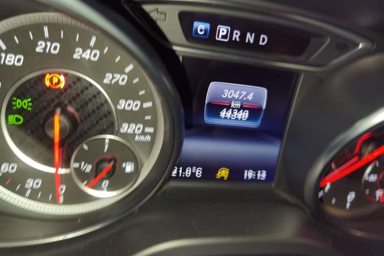 Used Mercedes-Benz GLA AMG 2017 Facelifted AMG GLA 45 4MATIC Odometer Close Up