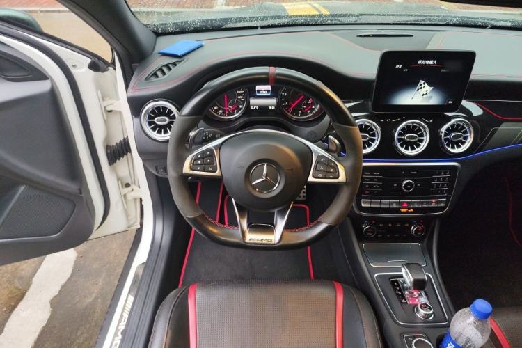 Used Mercedes-Benz GLA AMG 2017 Facelifted AMG GLA 45 4MATIC Steering Wheel