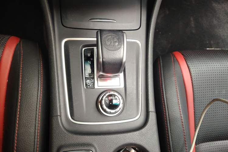 Used Mercedes-Benz GLA AMG 2017 AMG GLA 45 4MATIC Gear Lever
