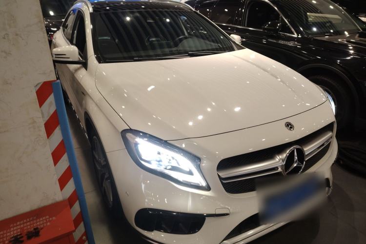 Used Mercedes-Benz GLA AMG 2017 Facelifted AMG GLA 45 4MATIC Exterior 2