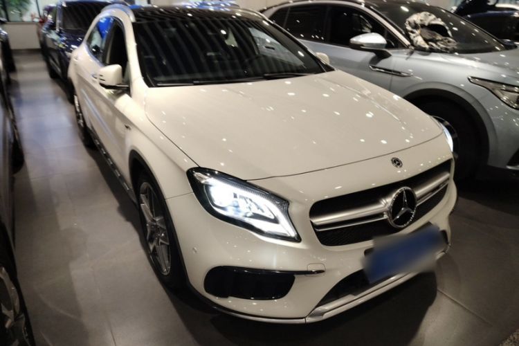 Used Mercedes-Benz GLA AMG 2017 Facelifted AMG GLA 45 4MATIC Exterior 2