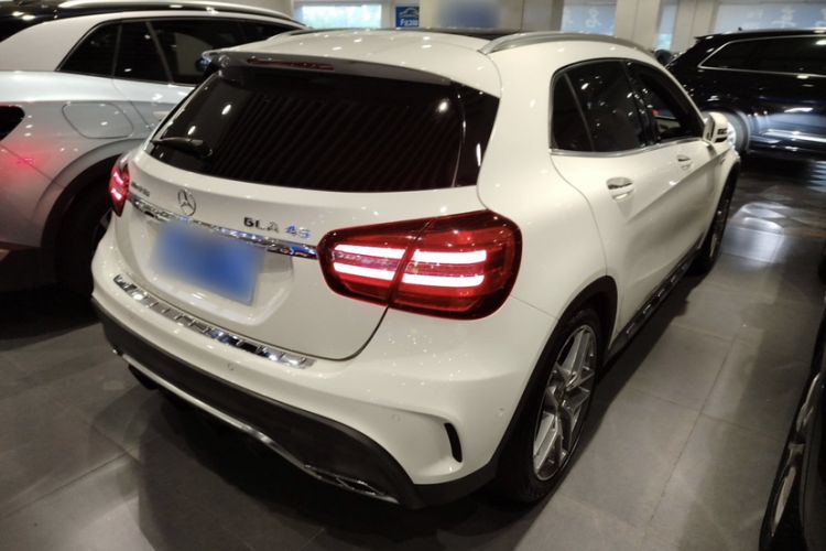 Used Mercedes-Benz GLA AMG 2017 Facelifted AMG GLA 45 4MATIC Exterior 4