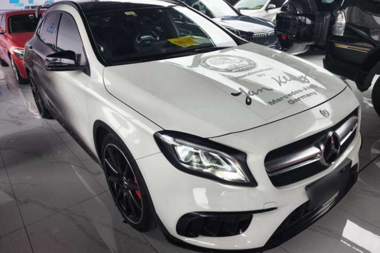 Used Mercedes-Benz GLA AMG 2017 Facelifted AMG GLA 45 4MATIC Front Right 45 Deg