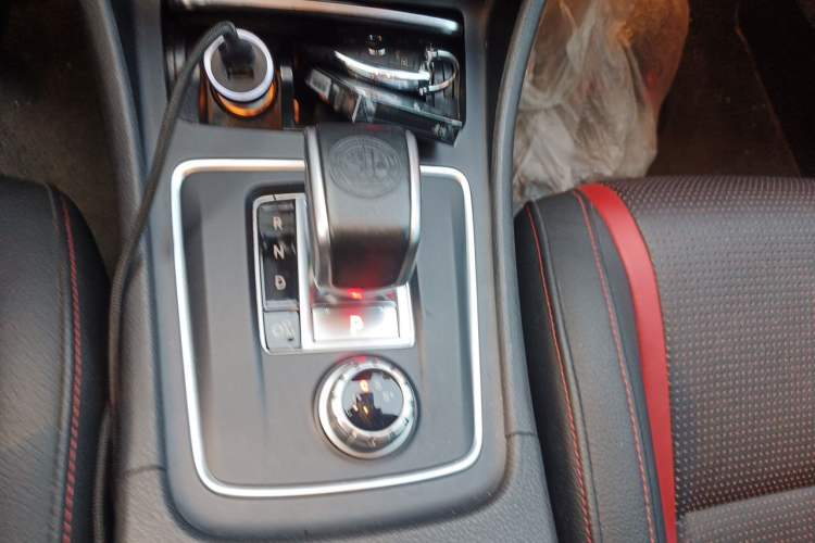 Used Mercedes-Benz GLA AMG 2017 Facelifted AMG GLA 45 4MATIC Gear Lever