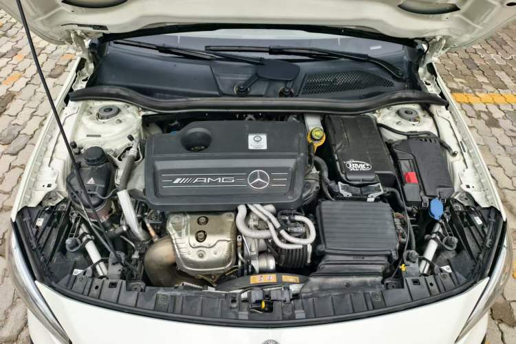 Used Mercedes-Benz GLA AMG 2017 Facelifted AMG GLA 45 4MATIC Interior 8