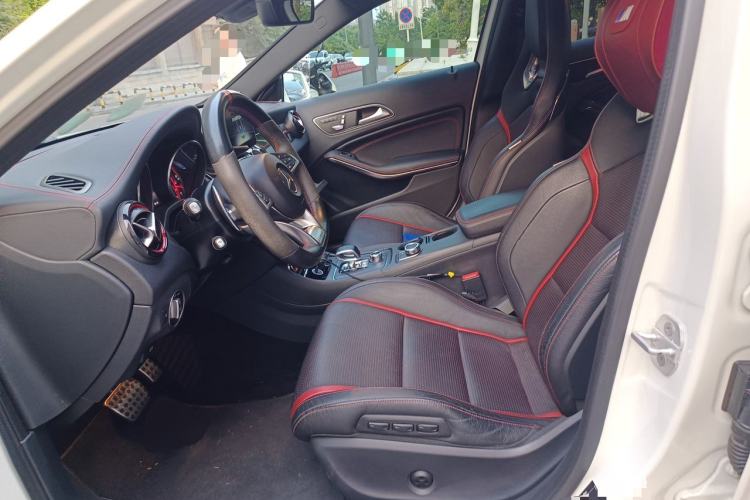 Used Mercedes-Benz GLA AMG 2017 Facelifted AMG GLA 45 4MATIC Left Front Seat