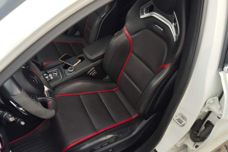 Used Mercedes-Benz GLA AMG 2017 Facelifted AMG GLA 45 4MATIC Left Front Seat