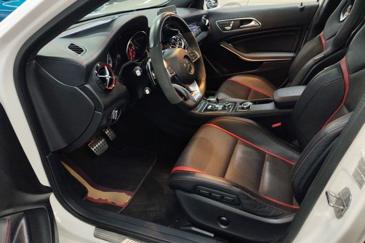 Used Mercedes-Benz GLA AMG 2017 Facelifted AMG GLA 45 4MATIC Left Front Seat