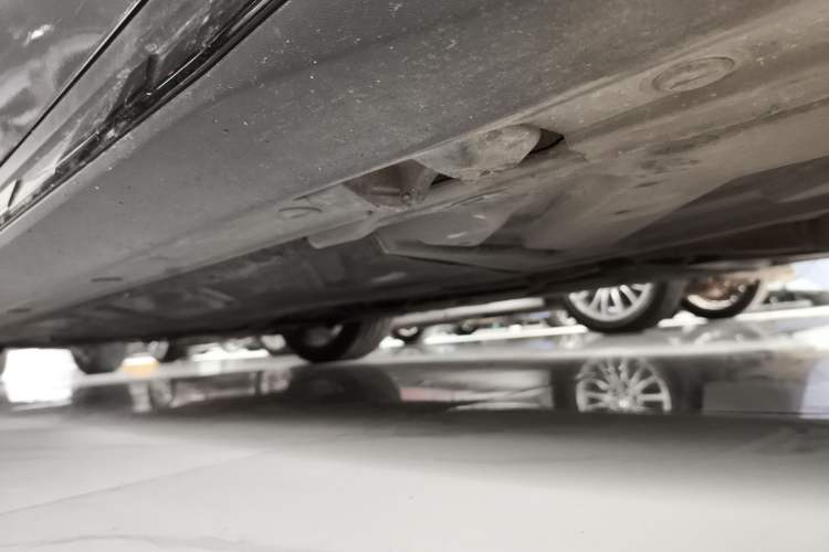 Used Mercedes-Benz GLA AMG 2017 Facelifted AMG GLA 45 4MATIC Left Side Sill