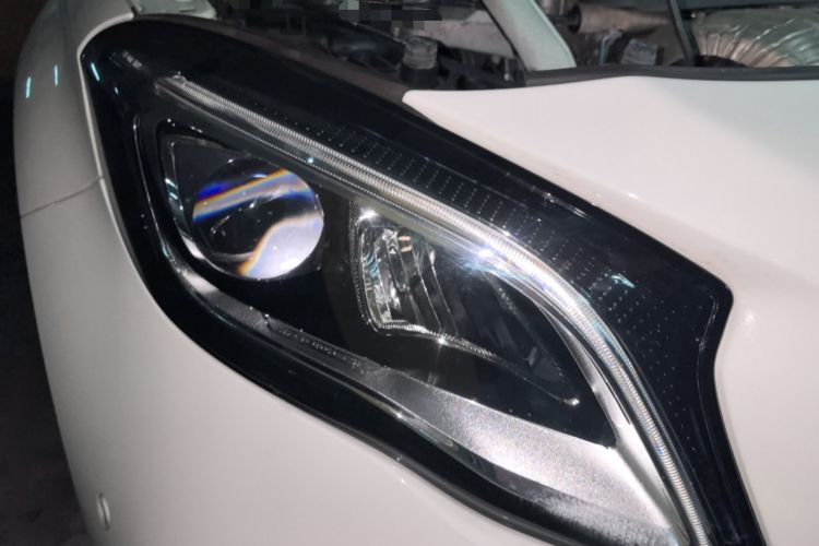 Used Mercedes-Benz GLA AMG 2017 Facelifted AMG GLA 45 4MATIC Right Front Headlight