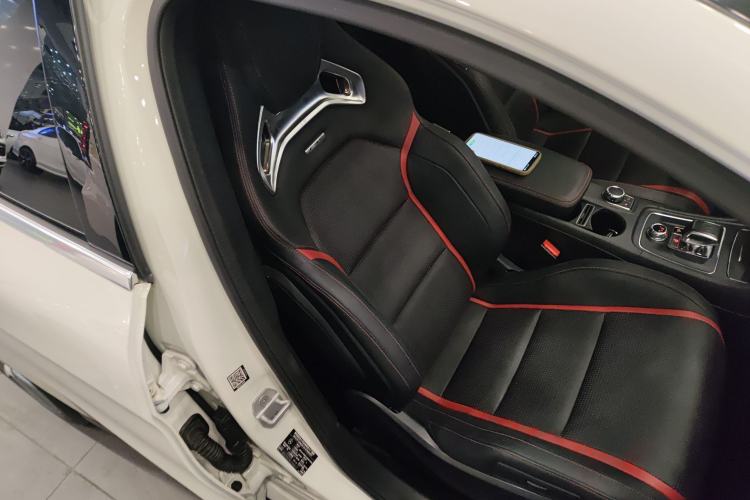 Used Mercedes-Benz GLA AMG 2017 Facelifted AMG GLA 45 4MATIC Right Front Seat