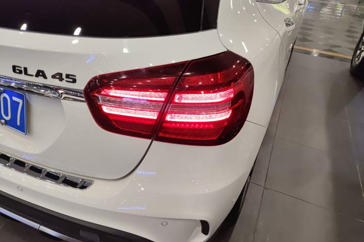 Used Mercedes-Benz GLA AMG 2017 Facelifted AMG GLA 45 4MATIC Right Rear Taillight