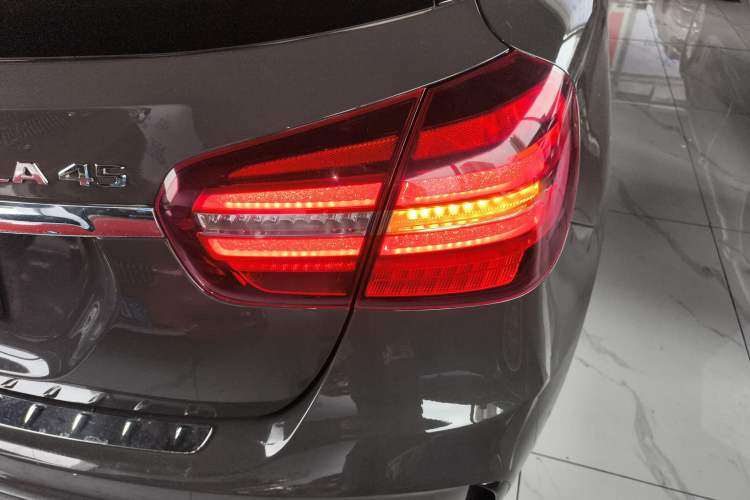 Used Mercedes-Benz GLA AMG 2017 Facelifted AMG GLA 45 4MATIC Right Rear Taillight