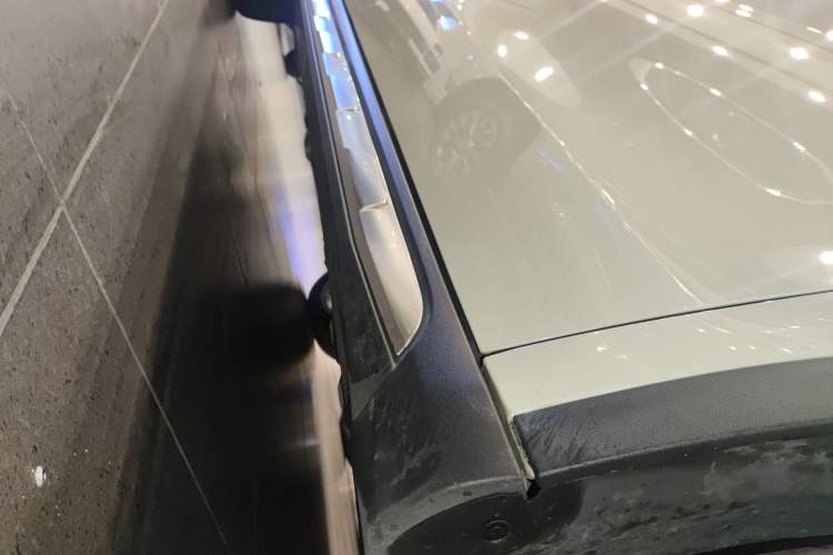 Used Mercedes-Benz GLA AMG 2017 Facelifted AMG GLA 45 4MATIC Right Side Sill