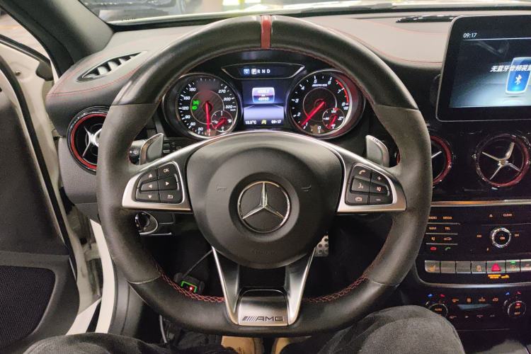 Used Mercedes-Benz GLA AMG 2017 Facelifted AMG GLA 45 4MATIC Steering Wheel