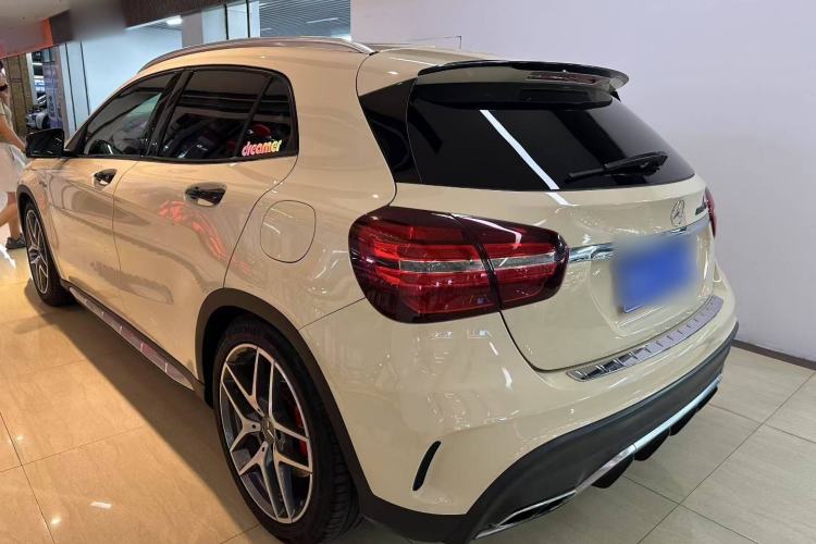 Used Mercedes-Benz GLA AMG 2017 Facelifted AMG GLA 45 4MATIC Exterior 3