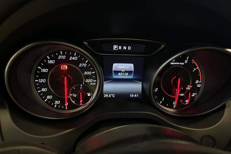 Used Mercedes-Benz GLA AMG 2017 Facelifted AMG GLA 45 4MATIC Odometer Close Up
