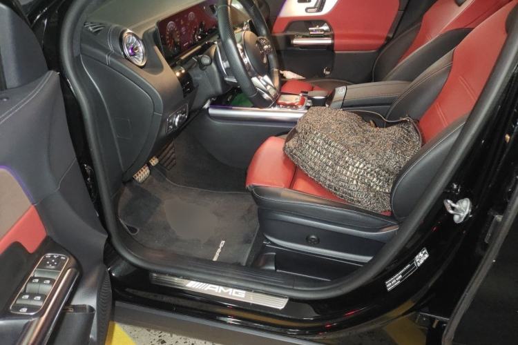 Used Mercedes-Benz GLA AMG 2021 AMG GLA 35 4MATIC Driver Seat