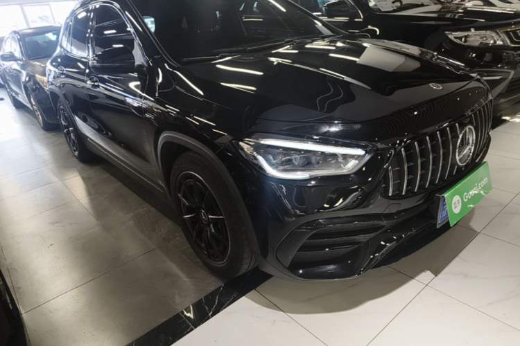 Used Mercedes-Benz GLA AMG 2021 AMG GLA 35 4MATIC Front Right 45 Deg