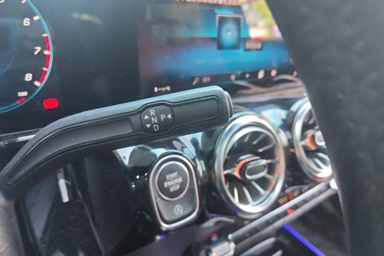 Used Mercedes-Benz GLA AMG 2021 AMG GLA 35 4MATIC Gear Lever