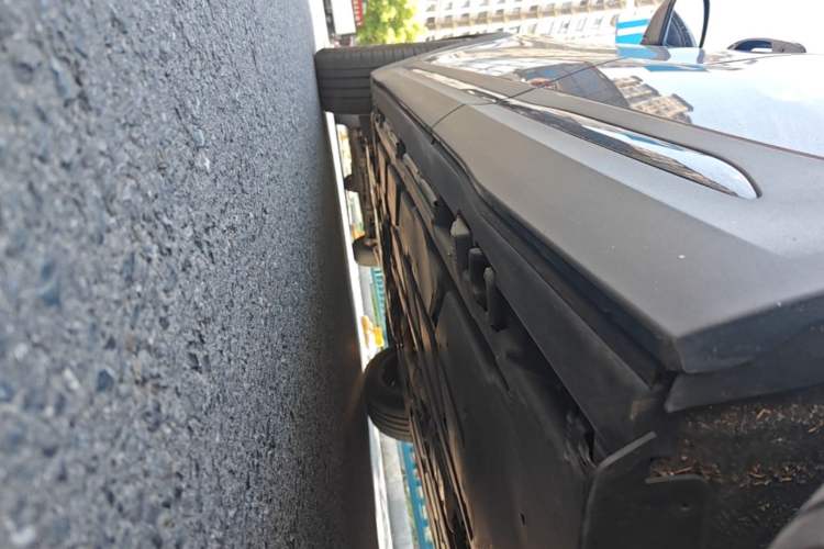 Used Mercedes-Benz GLA AMG 2021 AMG GLA 35 4MATIC Left Side Sill