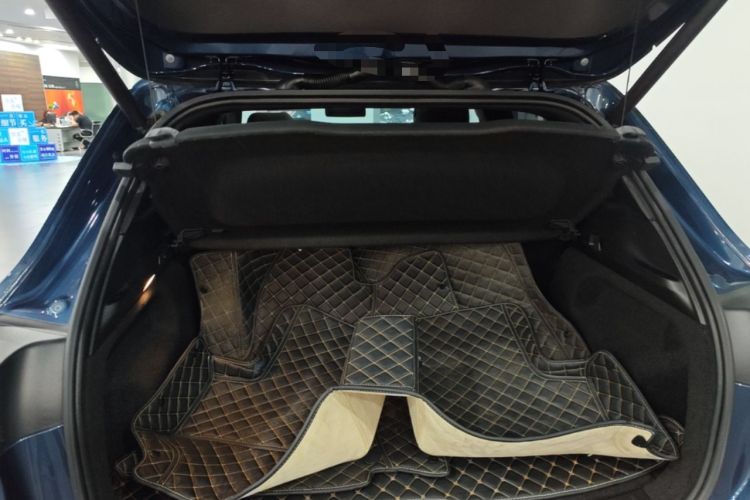 Used Mercedes-Benz GLA AMG 2021 AMG GLA 35 4MATIC Trunk