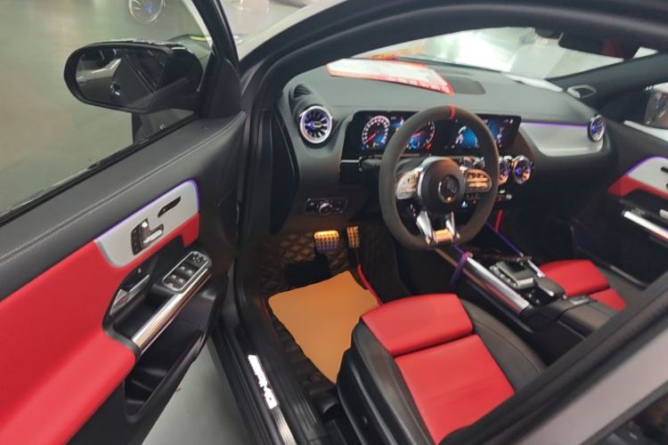 Used Mercedes-Benz GLA AMG 2021 AMG GLA 35 4MATIC Driver Seat