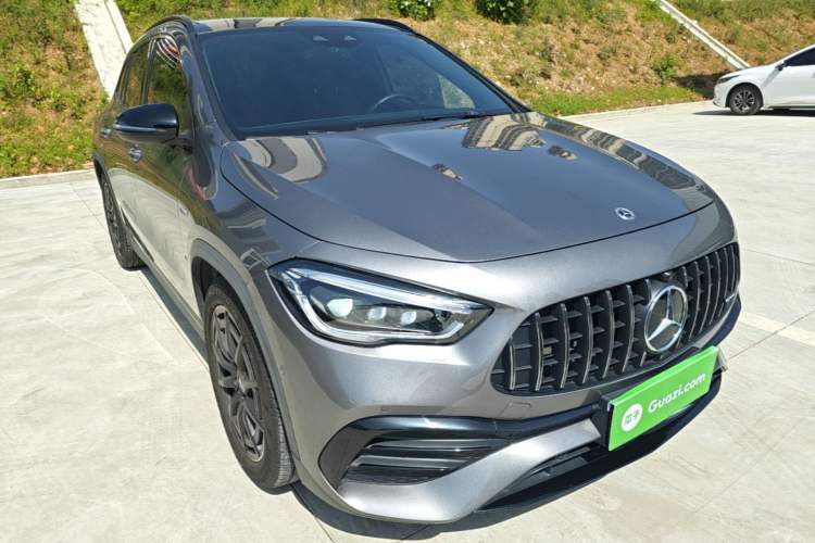 Used Mercedes-Benz GLA AMG 2021 AMG GLA 35 4MATIC Front Right 45 Deg