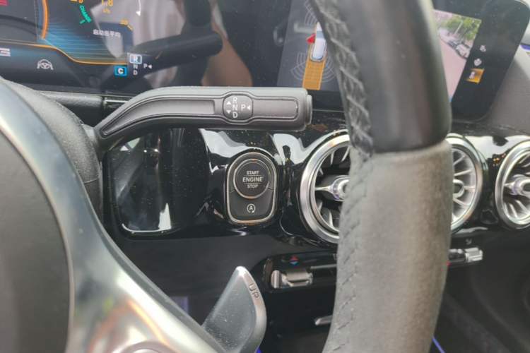 Used Mercedes-Benz GLA AMG 2021 AMG GLA 45 4MATIC+ Gear Lever